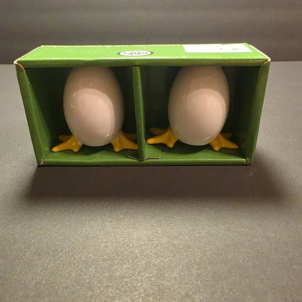 Cordon Bleu Intl Ceramic Novelty Chicken Feet Salt & Pepper Shakers w/ Box